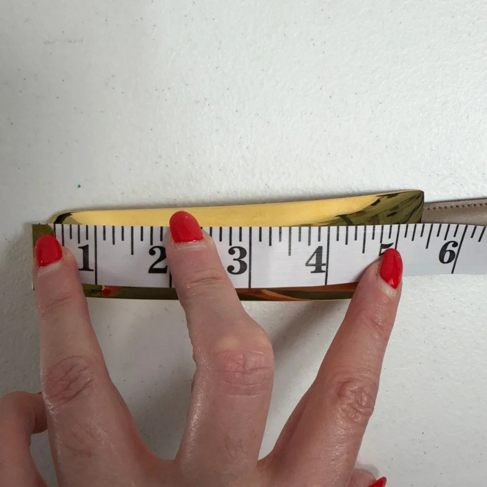 Calderon brand size